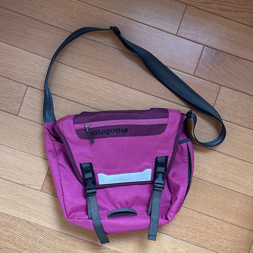 Patagonia Half Mass 15L Bag Shoulder CrossBody Pack Bag